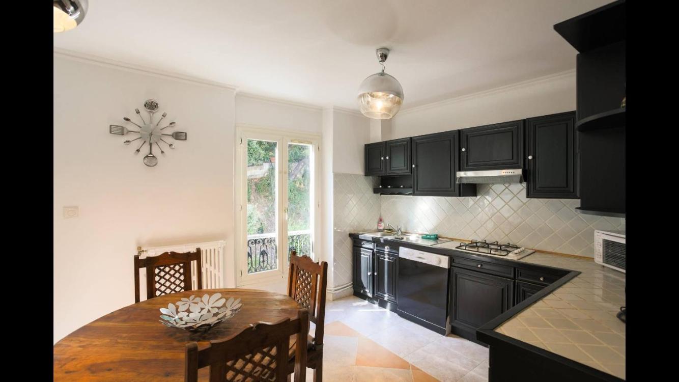 Villa Laetitia - Appt De Charme Avec Parking - Nice Nord Exterior photo